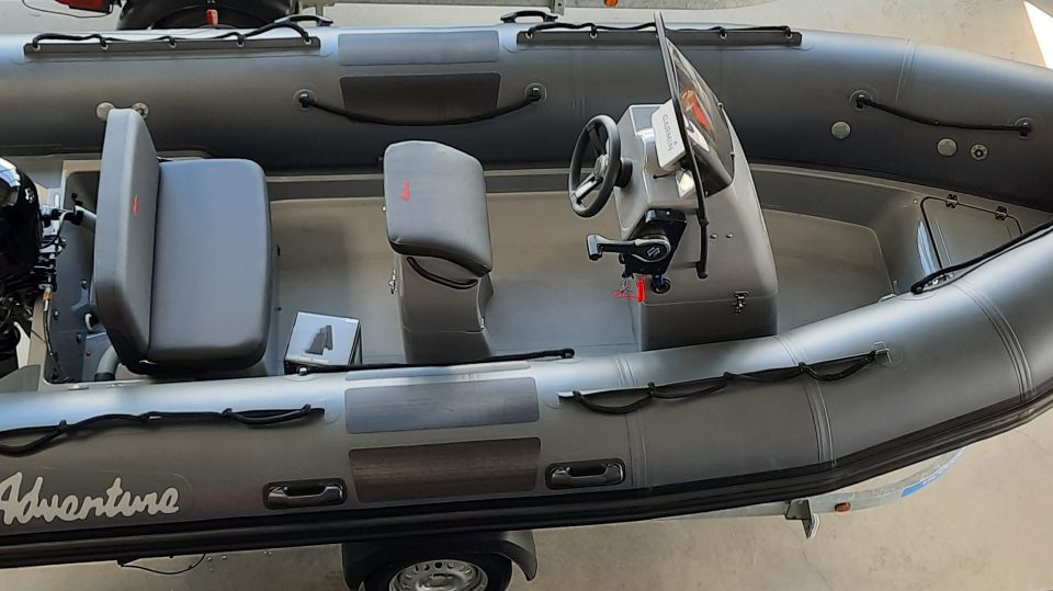 ADVENTURE NOUVEAU V500 XL ADVENTURE NOUVEAU V500 XL
